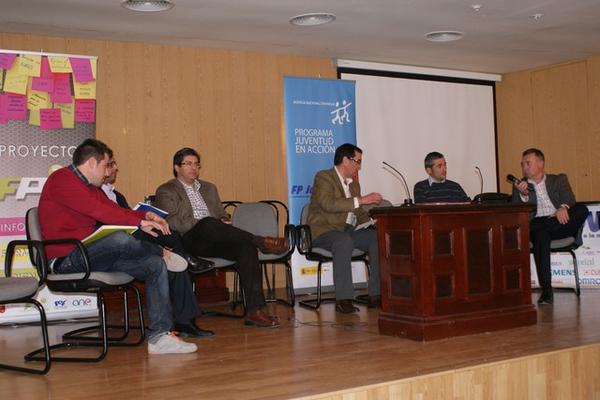2013  FP Joven en Murcia mesa redonda
